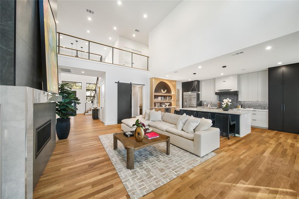 CARUTH TERRACE - Residential