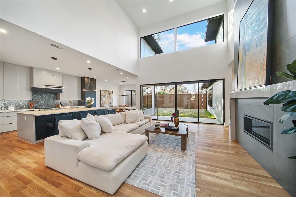 CARUTH TERRACE - Residential