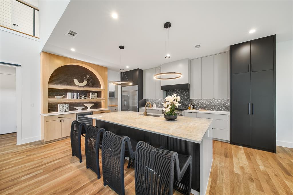 CARUTH TERRACE - Residential