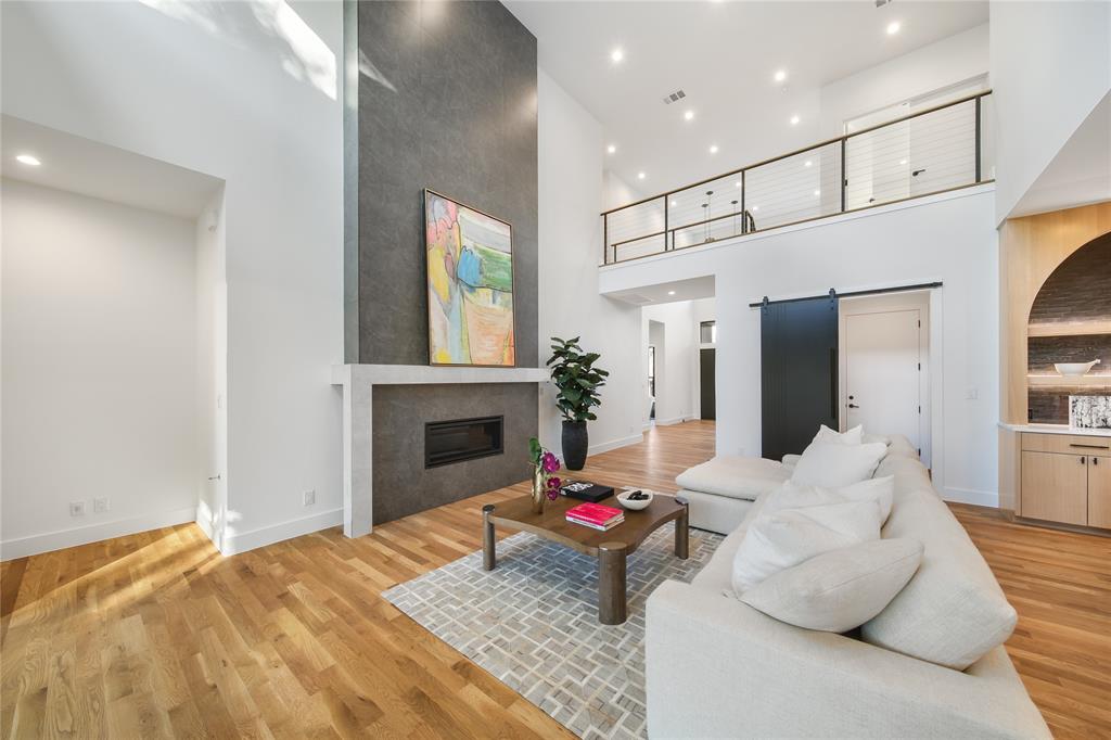 CARUTH TERRACE - Residential