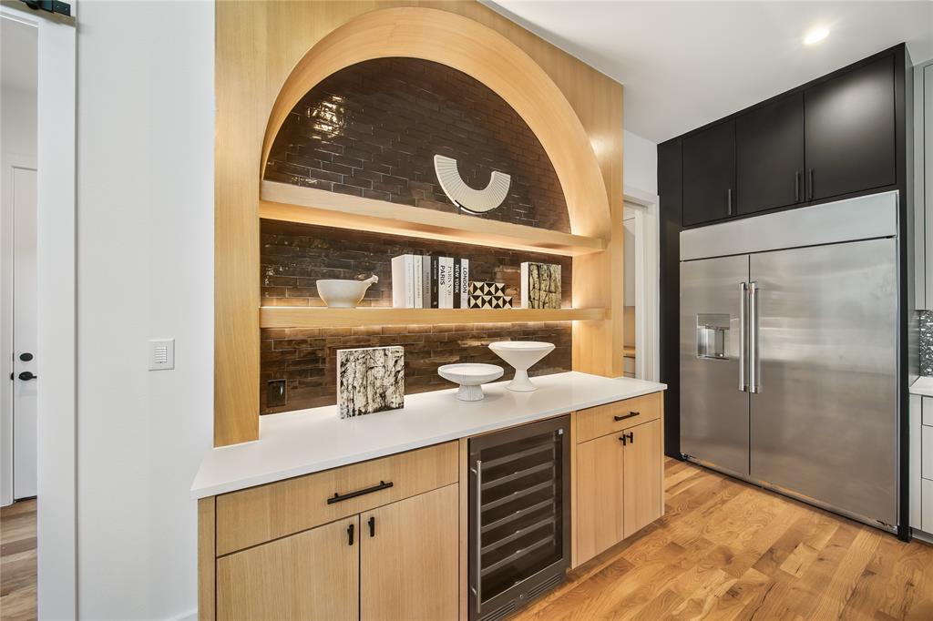 CARUTH TERRACE - Residential