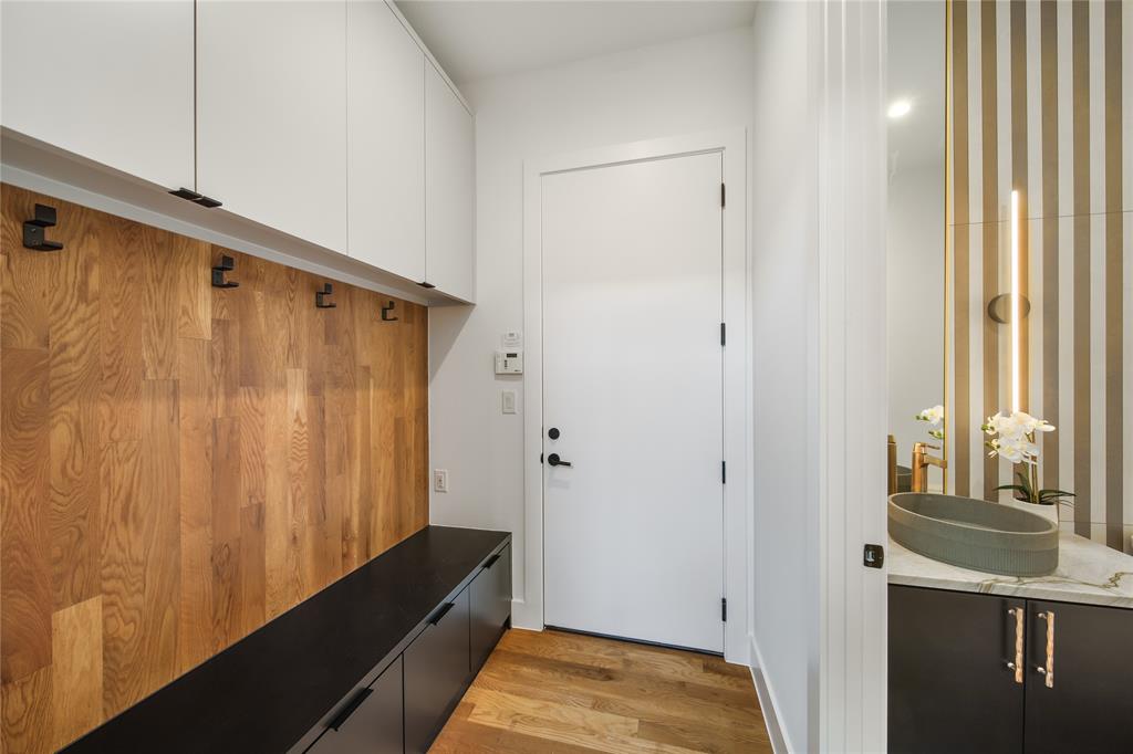 CARUTH TERRACE - Residential