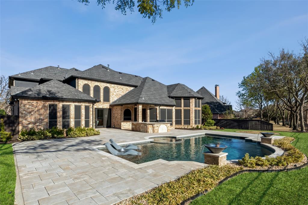 1106 Waterfall Drive