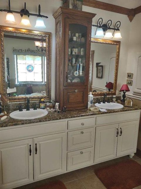 Tiny photo for 9001 Sawgrass Court, Granbury, TX 76049 (MLS # 21196024)