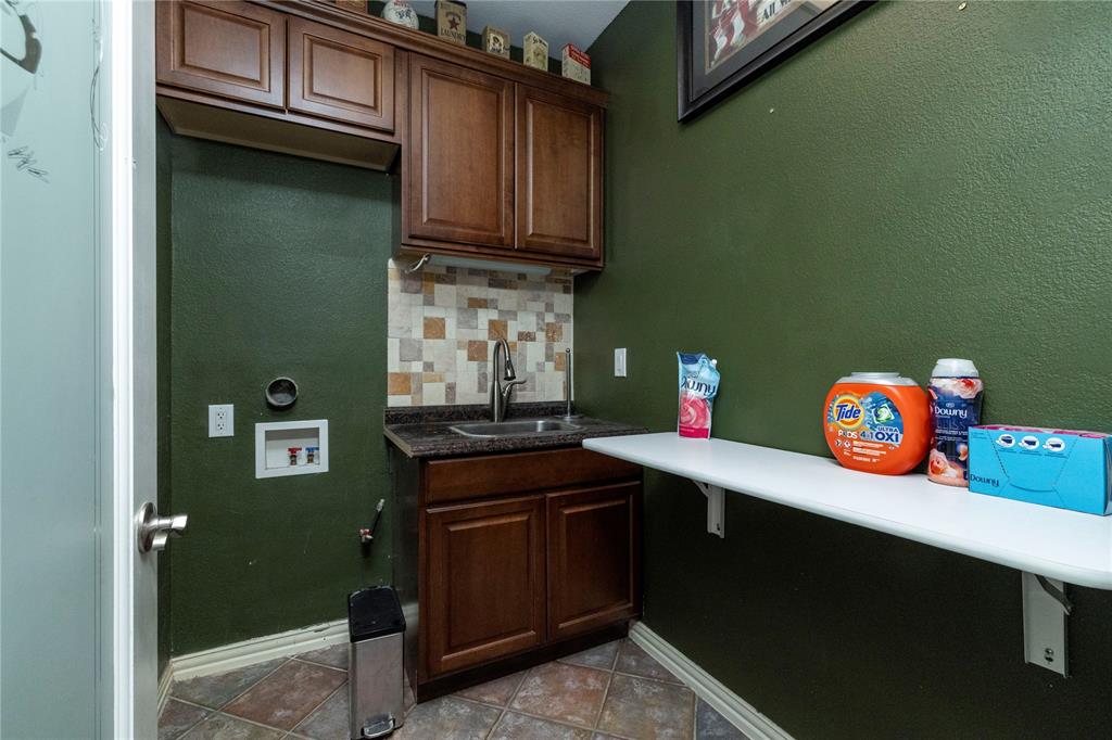 Idlewood Oaks Hidden Lakes - Residential