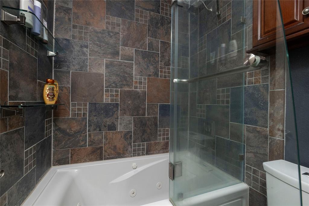 Idlewood Oaks Hidden Lakes - Residential