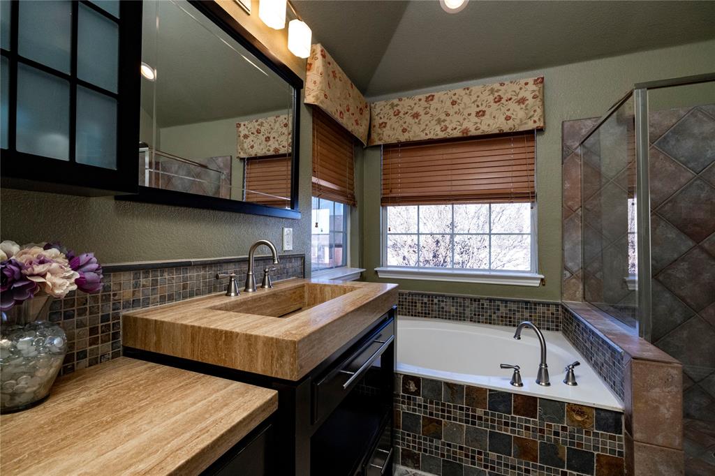 Idlewood Oaks Hidden Lakes - Residential