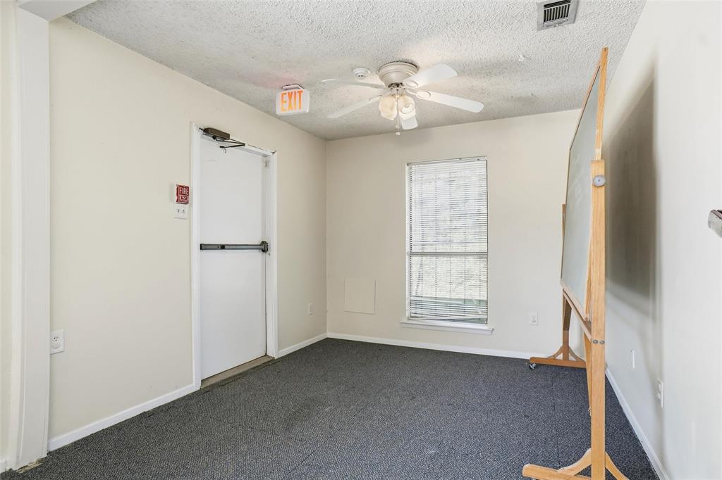 Starlite 12 02 - Commercial Sale