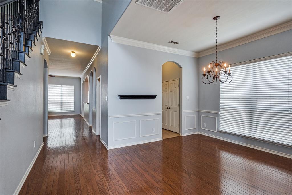 8404 Riverwalk Trail