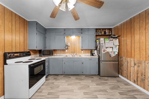 Tiny photo for 195 N Wood Street, Emory, TX 75440 (MLS # 21339598)