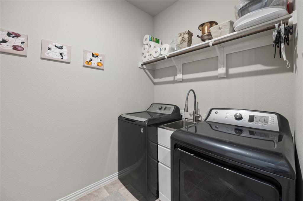 Ventana - Residential