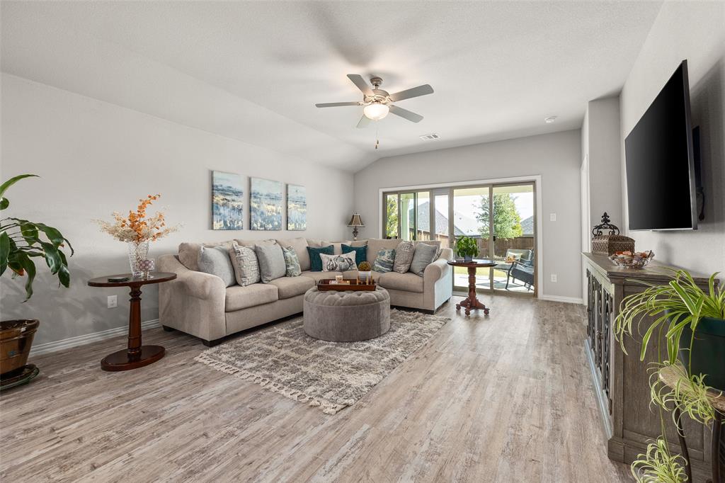 Ventana - Residential