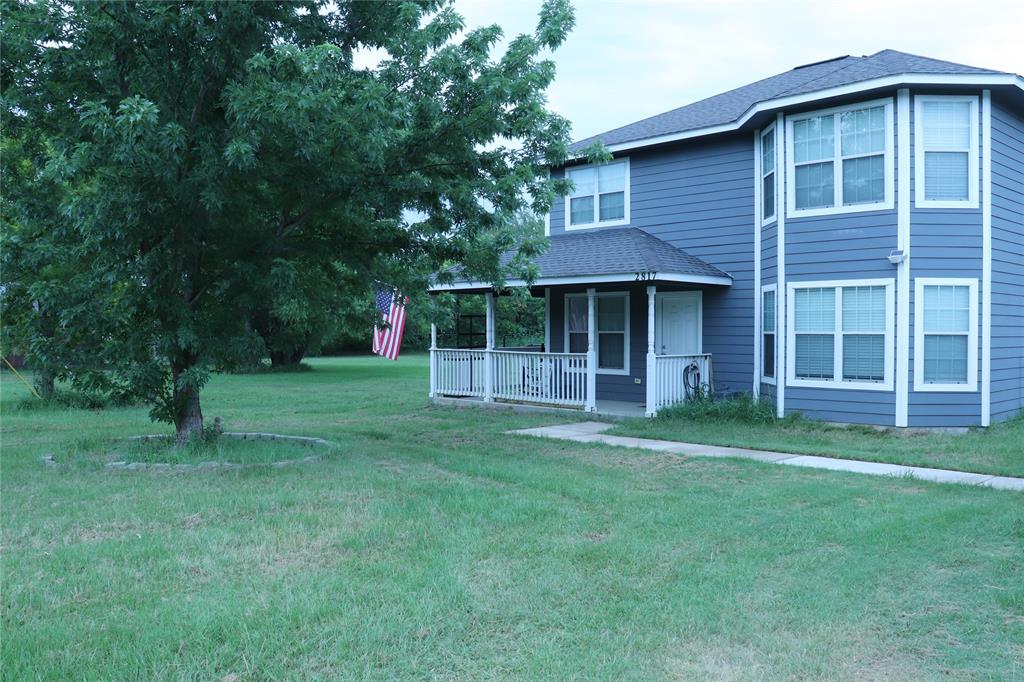 Photo 2 of 18 of 2817 Brookhollow Drive house