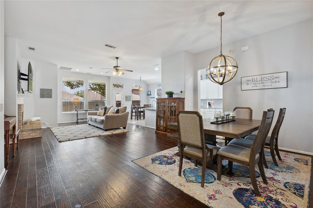 BEECHWOOD CREEKS - Residential