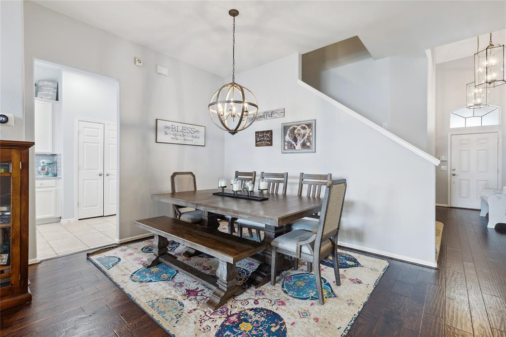 2800 Cedar Ridge Lane