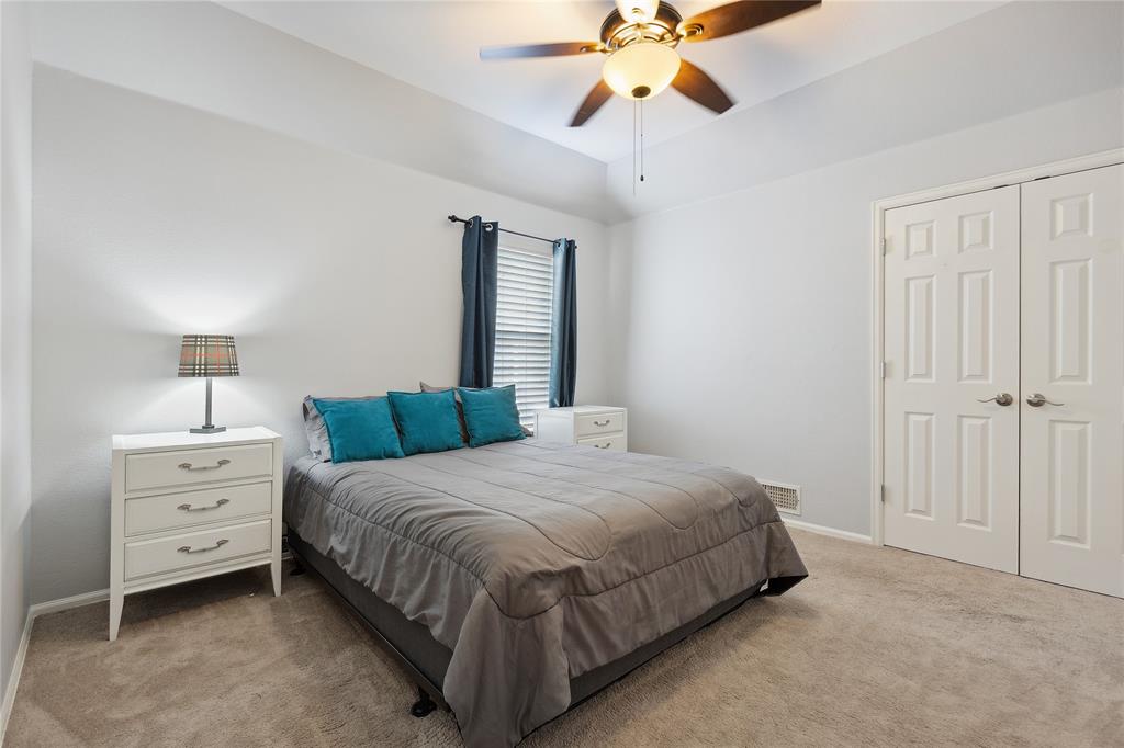 BEECHWOOD CREEKS - Residential