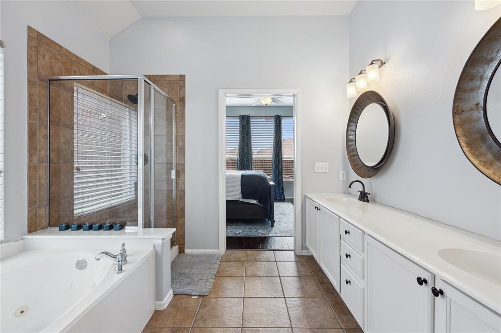 2800 Cedar Ridge Lane