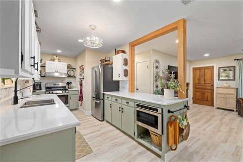 Tiny photo for 202 Poco Street, Bangs, TX 76823 (MLS # 21100601)