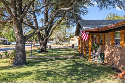 Tiny photo for 202 Poco Street, Bangs, TX 76823 (MLS # 21100601)