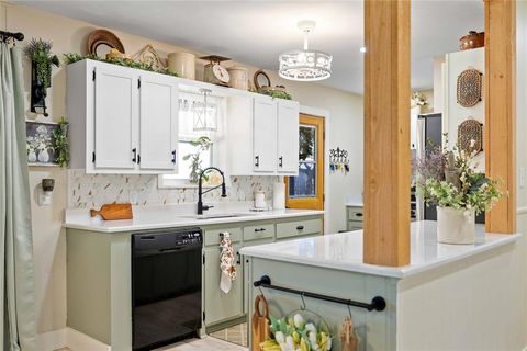 Tiny photo for 202 Poco Street, Bangs, TX 76823 (MLS # 21100601)