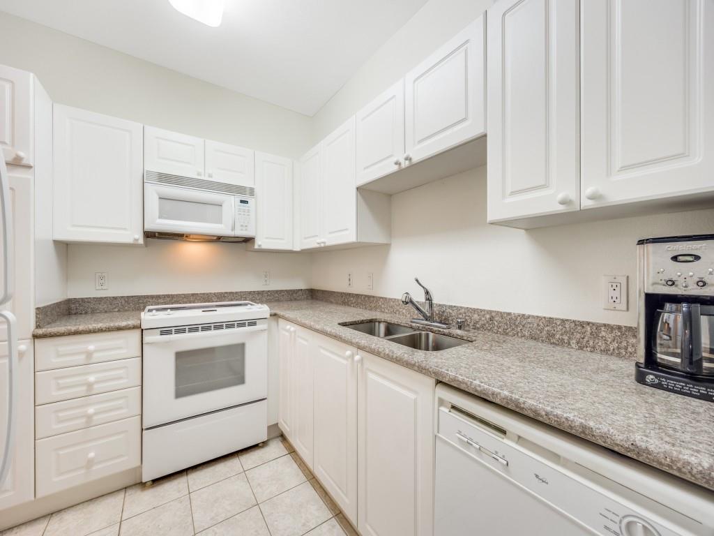 Wyndemere Condo - Residential Lease