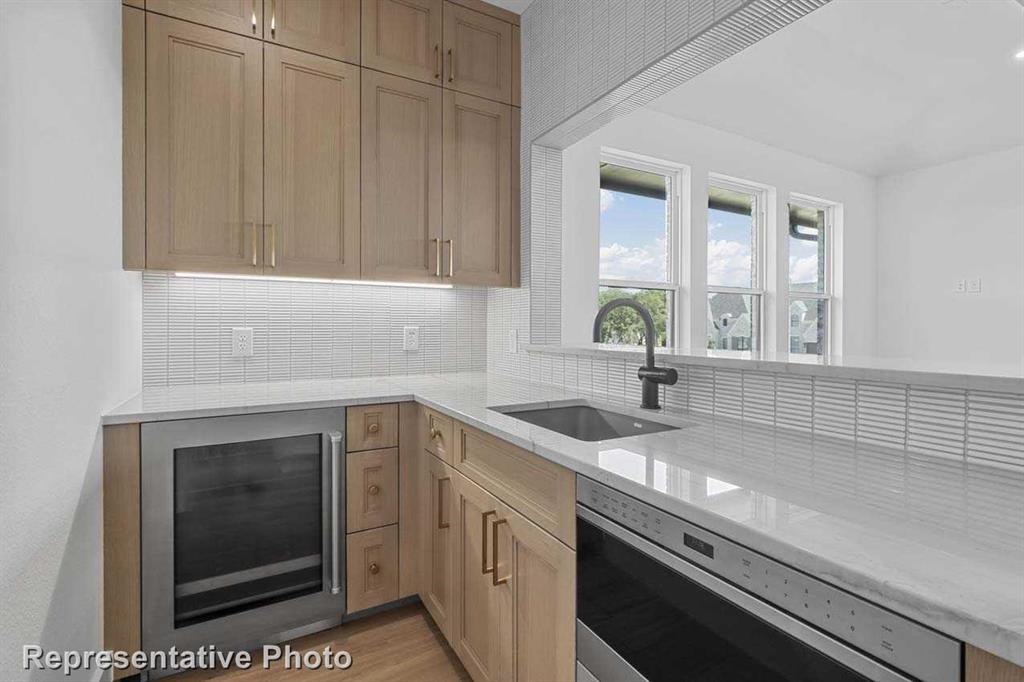 Mustang Lakes Huntington - Residential