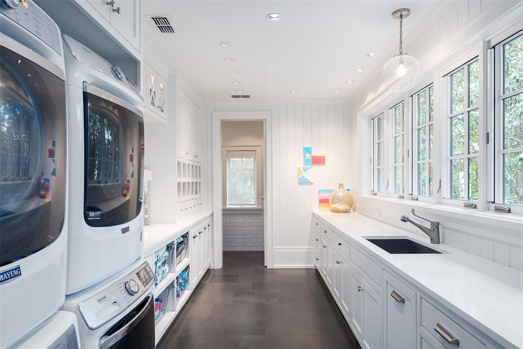 Estates 02 - Residential