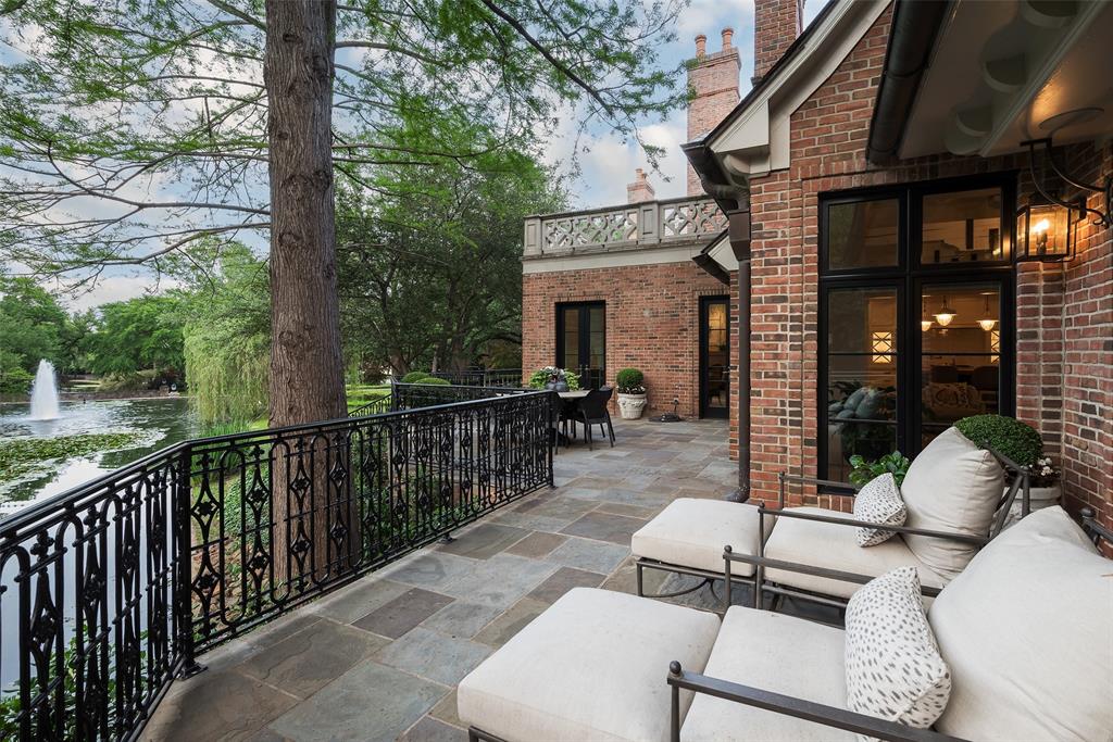 Estates 02 - Residential