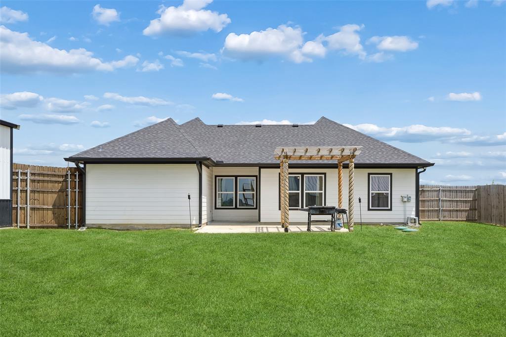 Bella Tresa Place - Residential