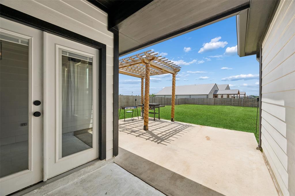 Bella Tresa Place - Residential