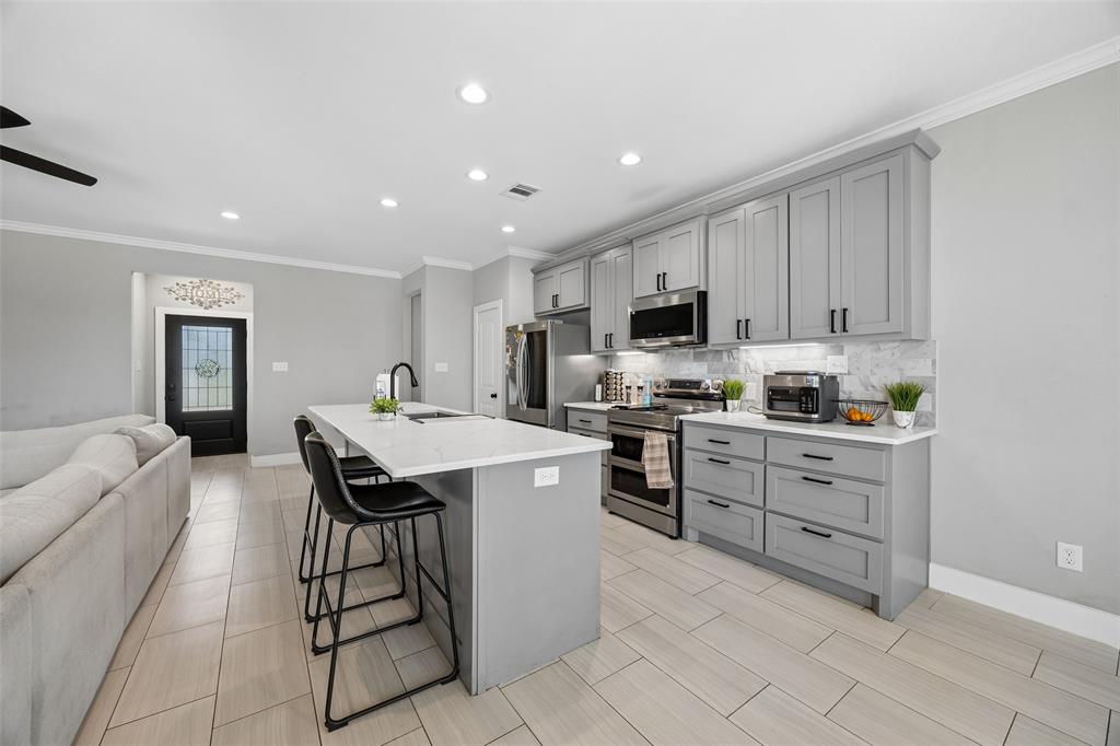 Bella Tresa Place - Residential