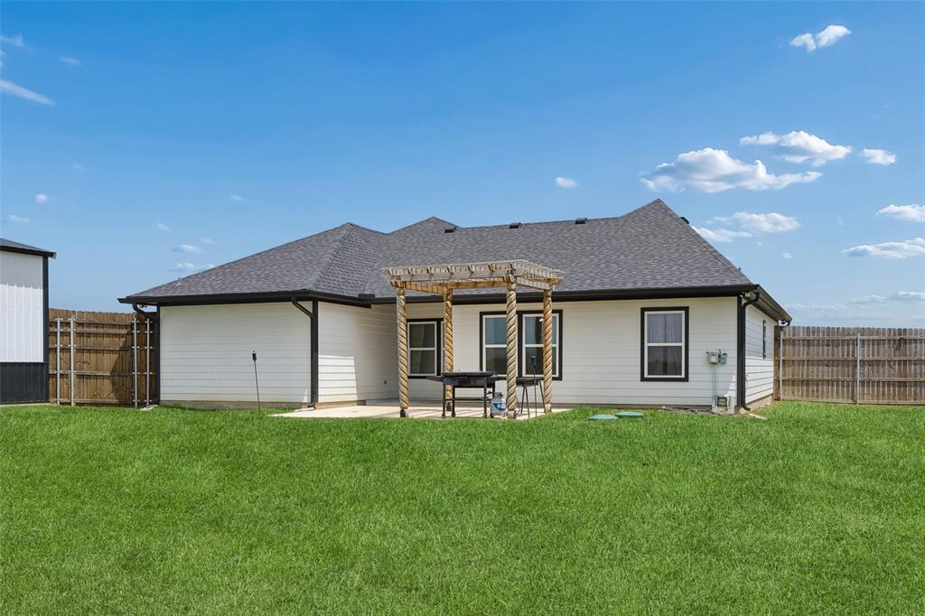 Bella Tresa Place - Residential