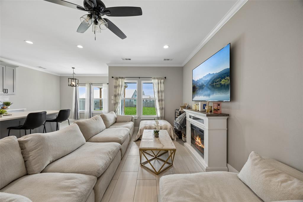 Bella Tresa Place - Residential