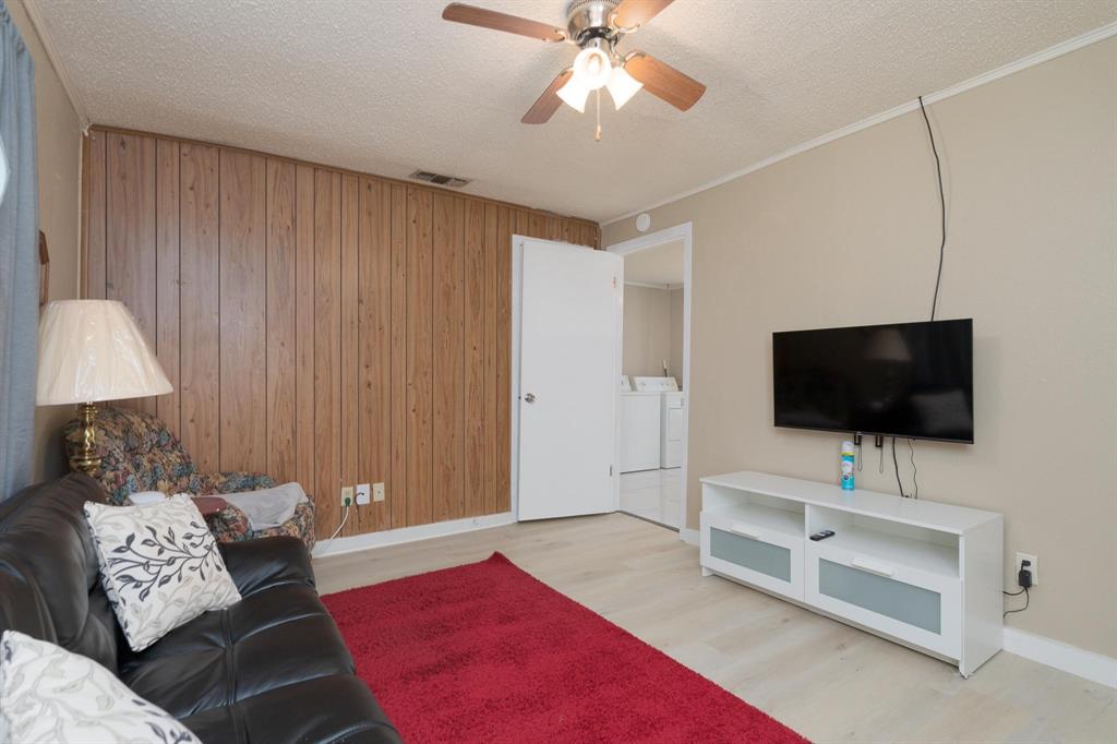 1341 Hickory Street 1/2