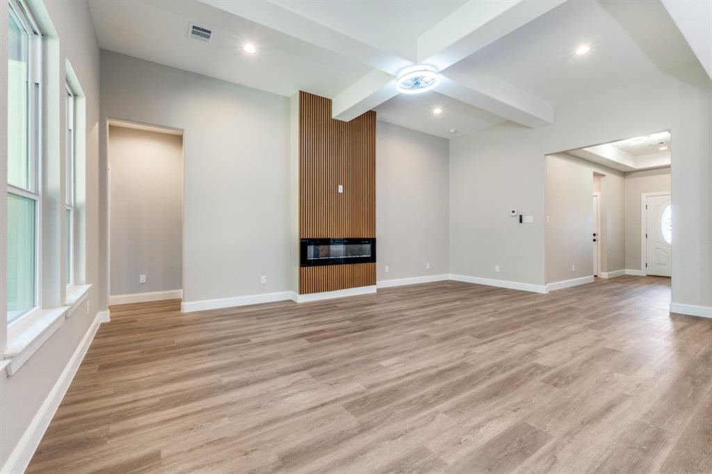 2818 Southland
