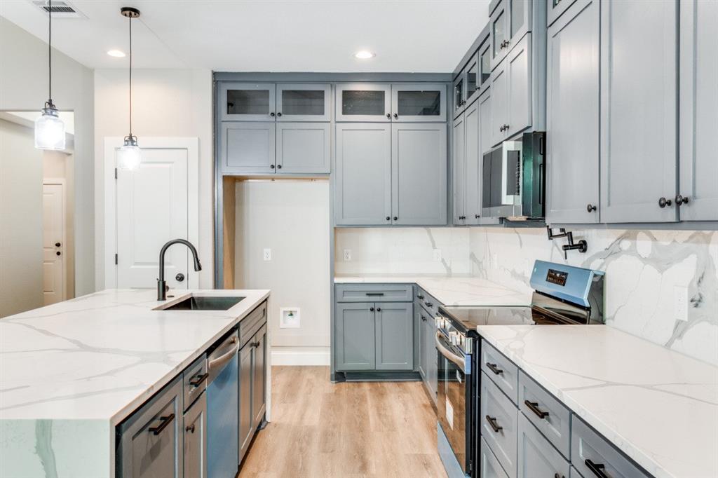 LINCOLN HEIGHTS - Residential