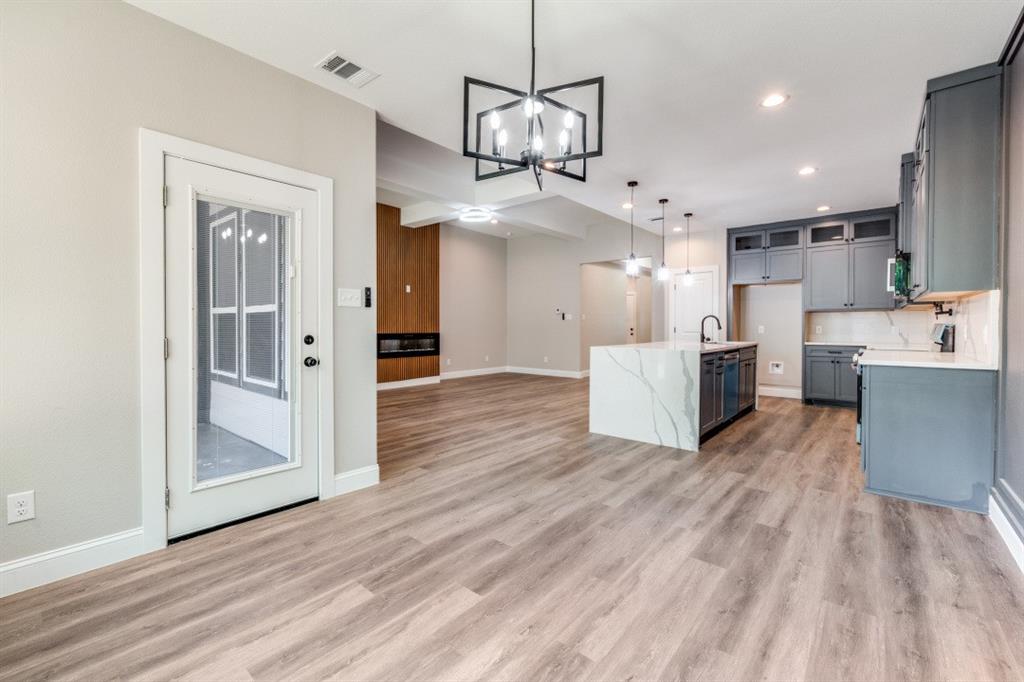 LINCOLN HEIGHTS - Residential