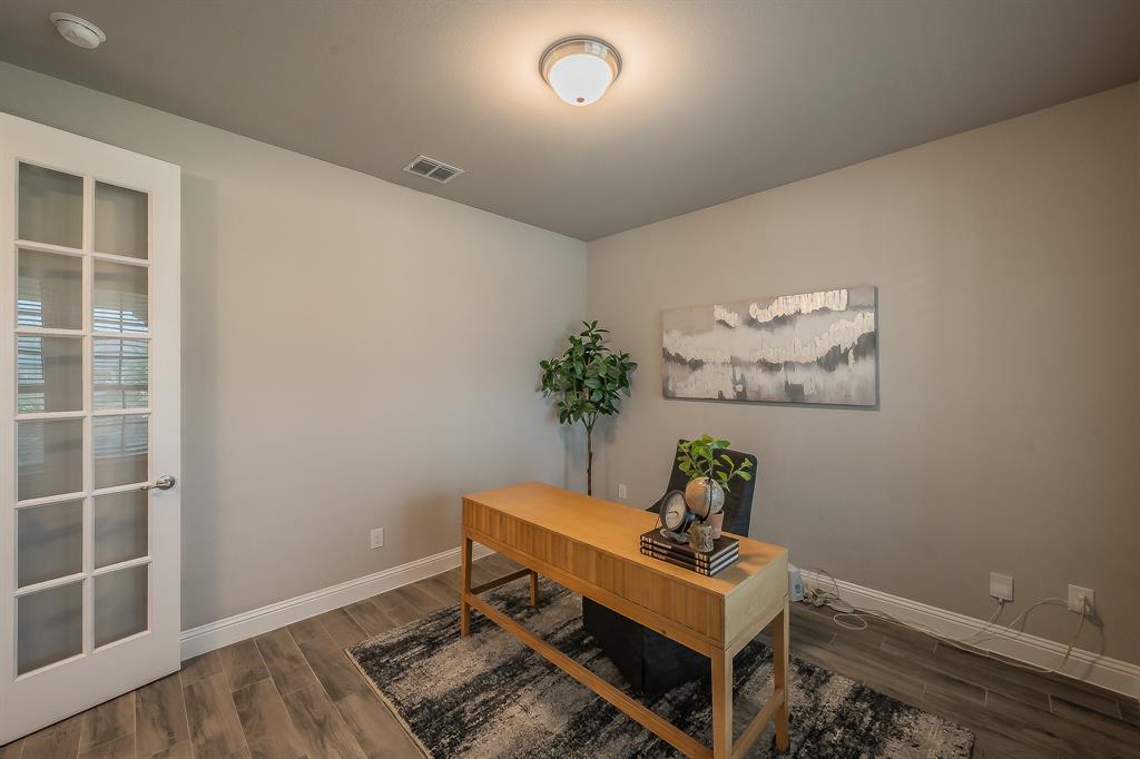 2304 Llano Drive - Photo 4