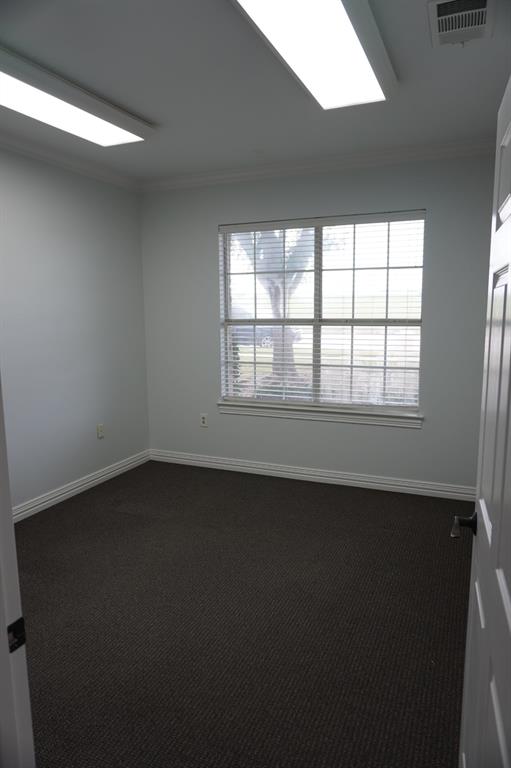 TOWN & COUNTRY OFFICE PARK ADDITION (CFR - Commercial Lease