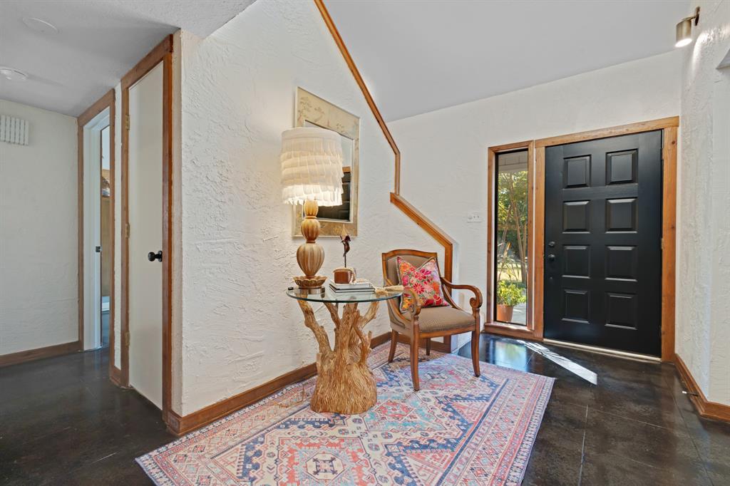 5025 Oak Bend Circle