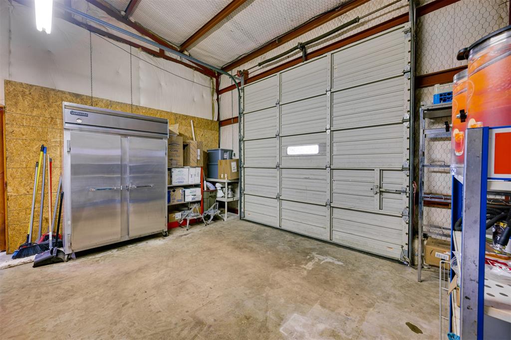 na - Commercial Sale