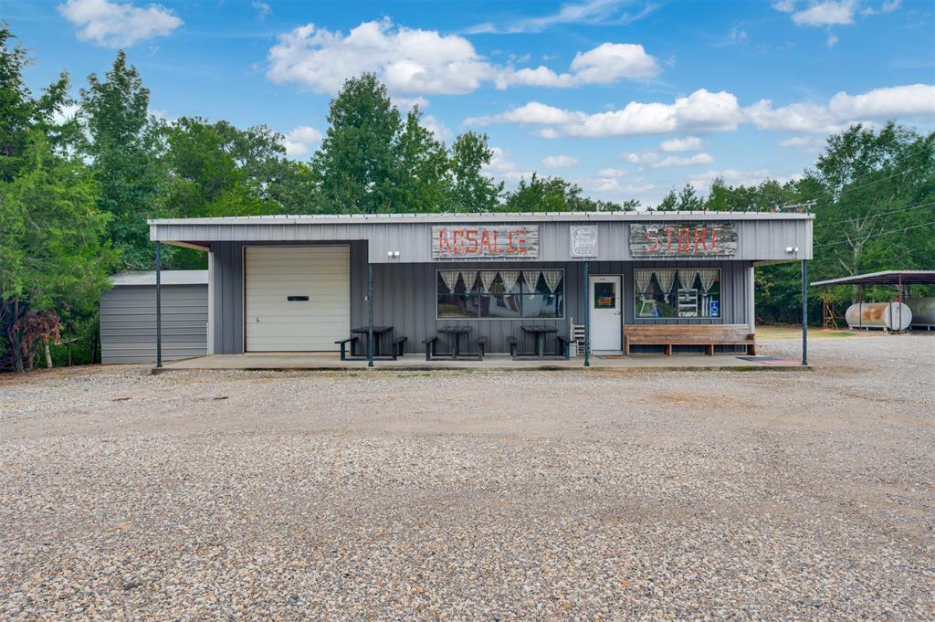 na - Commercial Sale