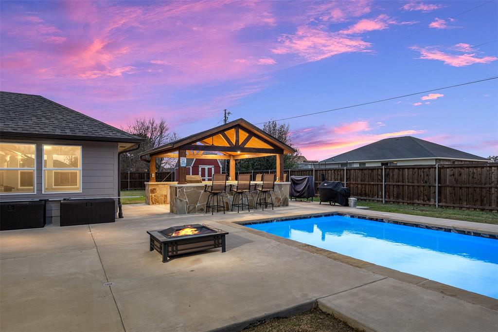 Harbor Point - Residential