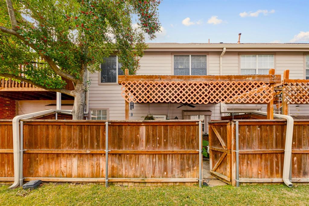 La Buena Vida Condo Ph II - Residential