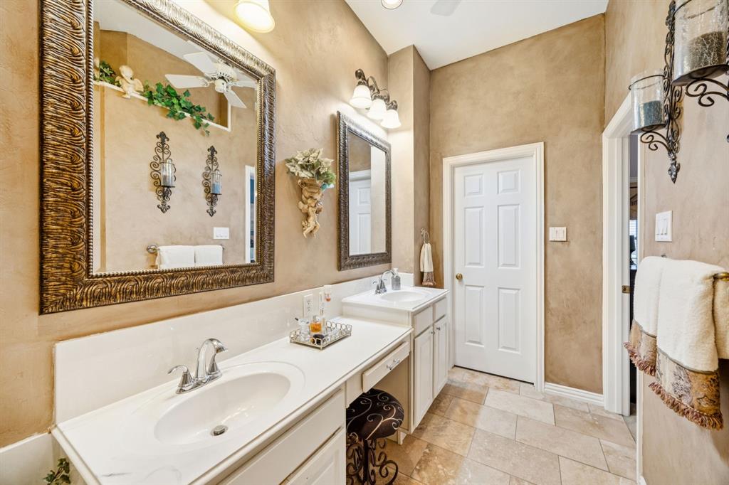 La Buena Vida Condo Ph II - Residential