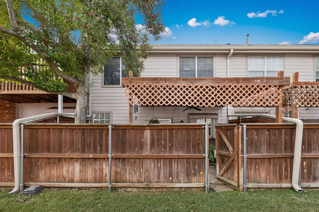 La Buena Vida Condo Ph II - Residential