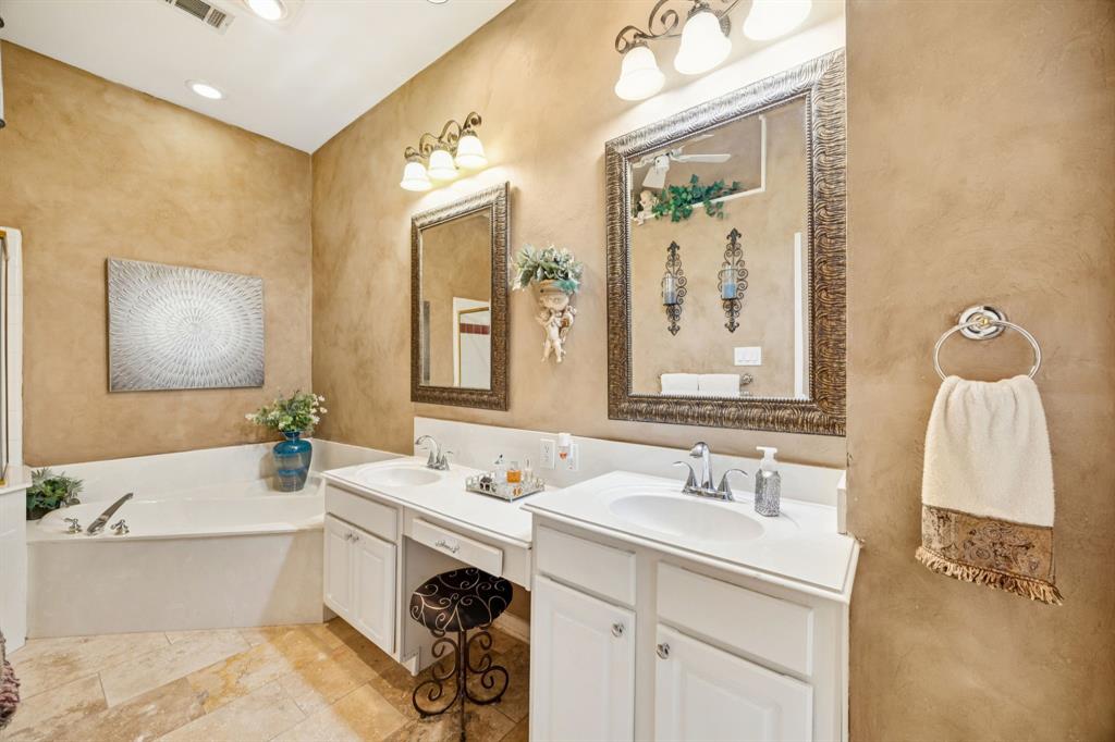 La Buena Vida Condo Ph II - Residential