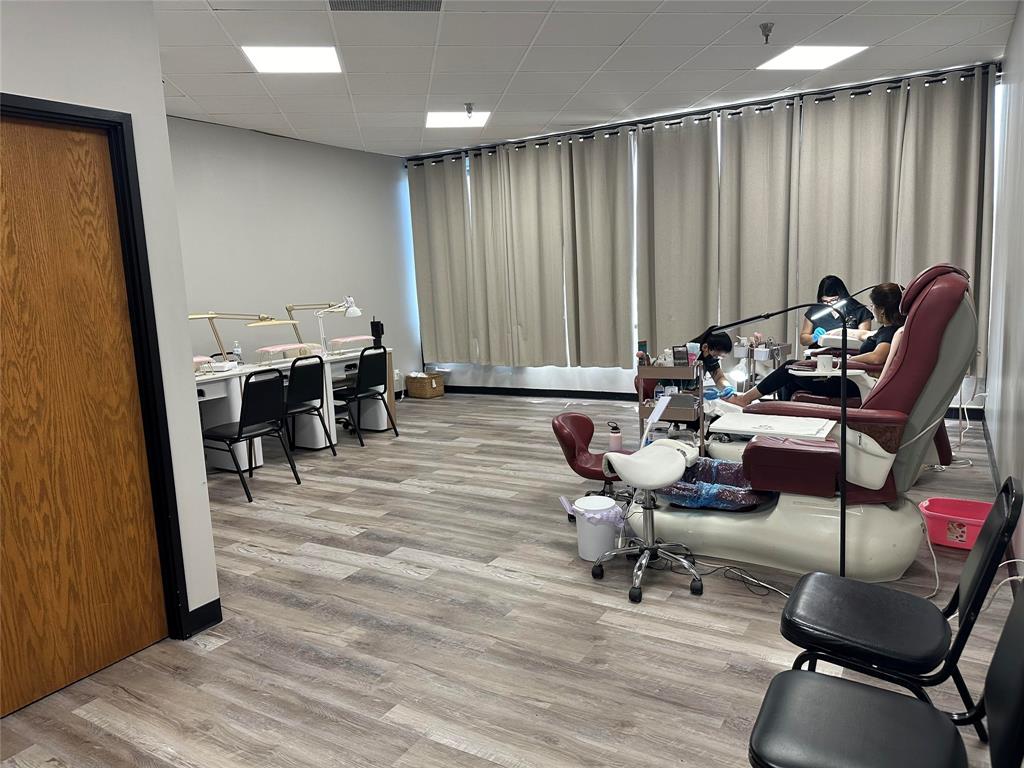 Carlisle Preston Add - Commercial Lease