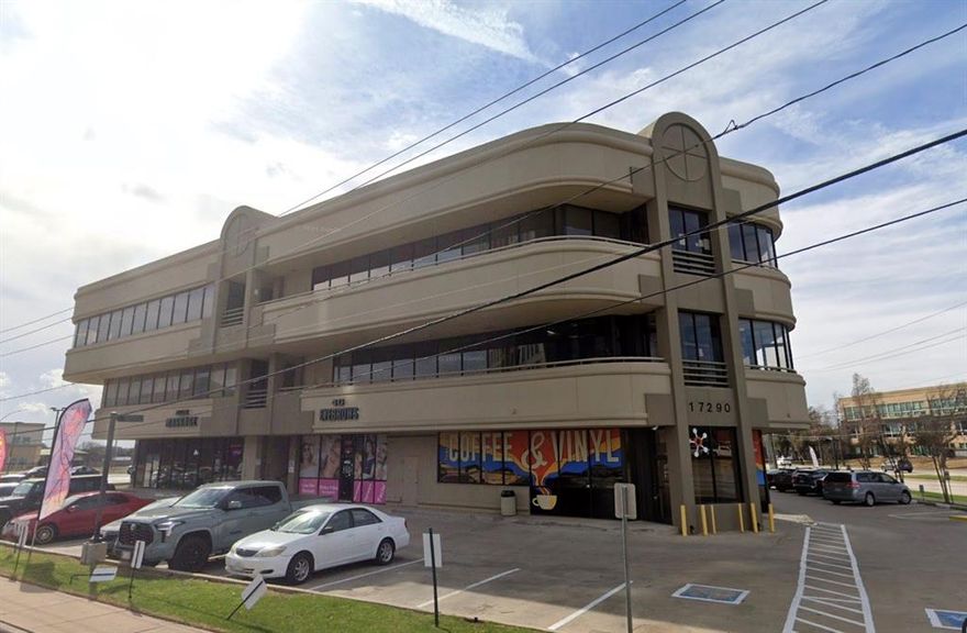 Excellent Office space on prestigious Preston Rd. in North Dallas.  Across from Shelton Private School.There are Office suites available from 500 Sq. ft. to 15,000 sq. ft.  Perfect location for Yoga, Home Health, Beauty Spa, Barber shop, Botox, Eye Lashes, Nail salon, Locksmith, Retail, Attorney, CPA, Medical companies and much more. Individual offices, Executive suites, small and large suite spaces.  Space can be customized to fit your needs.

Call for an appointment to see suite.  You will be given a tour an opportunity to discuss your business vision and how we can help you achieve this.
* Can combine spaces to make a larger suite. Also can divide space to make smaller depending on need of business.