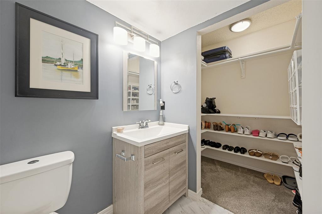 Parkway Quarter Condos - Residential